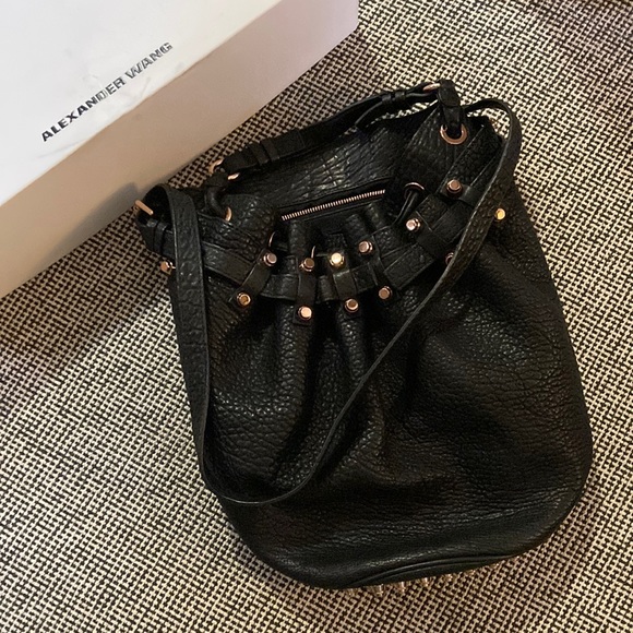 Alexander Wang - Diego bucket bag - Picture 4 of 5